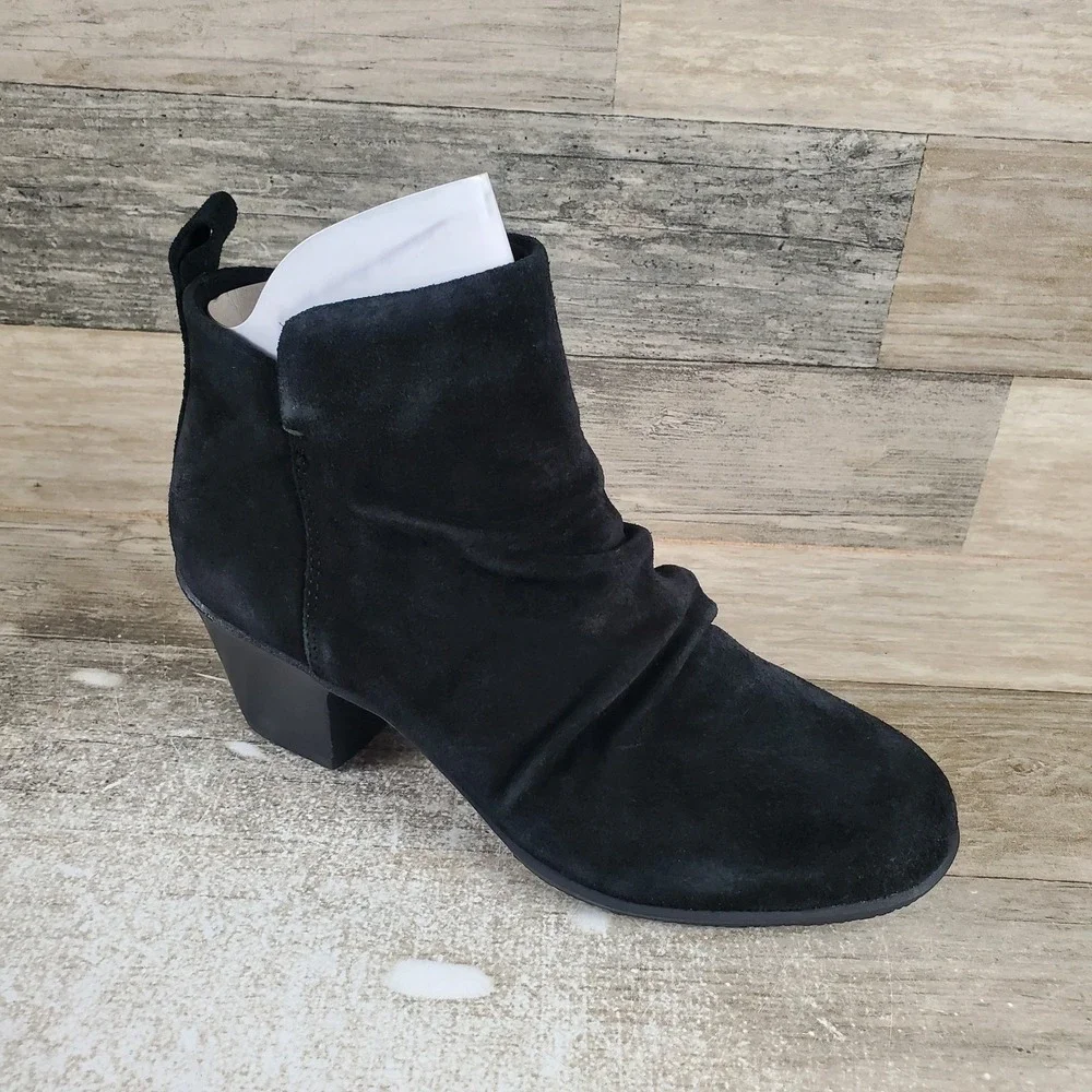 Comfortiva Brandy Womens Boots Sz 6 M Black Slouchy Suede Block Heel Side Zip